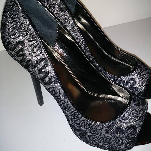 Bakers Multi Sparkle Platform Peep Toe Heels EUC - Picture 8 of 8